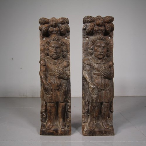 Early 19Th Century Pair Of Antique Cast Iron Corbels 