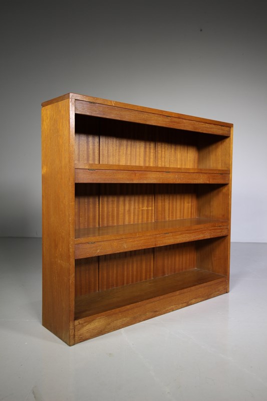 Arthur Simpson Of Lakes School 1930’S Mahogany Bookcase -miles-griffiths-antiques-img-3449-1033x1550-main-638170005425590113.jpg