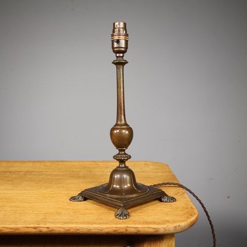 Beautiful English Bronzed Antique Table Lamp 