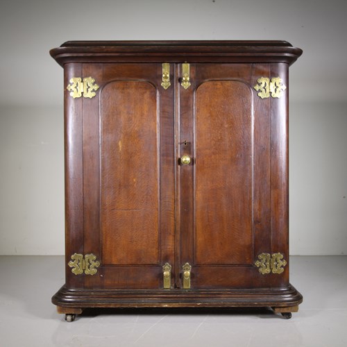 Large 19Th Century Antique Oak Ships Cupboard 