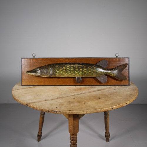 Decorative Vintage Carved Pine Pike Fish In Original Paint