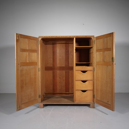 Heals 1920’S Quality Oak Low Wardrobe – Labelled 