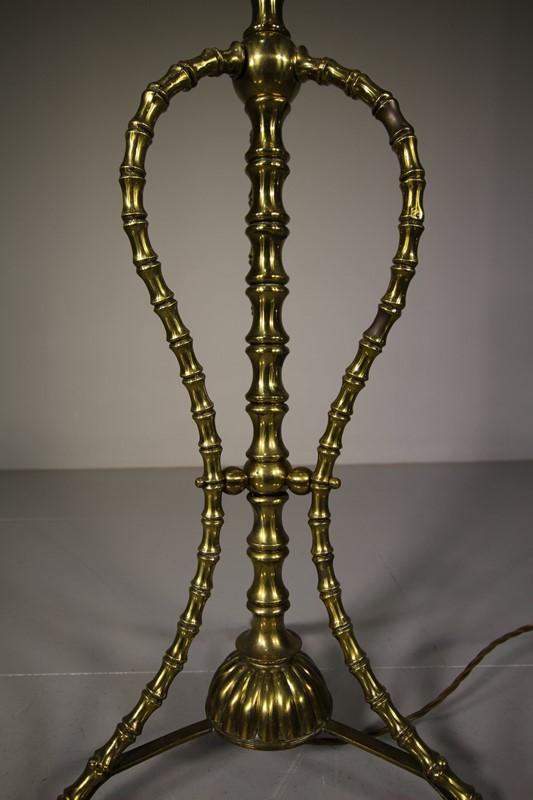 19th Cent Antique Standard Lamp by Townshend & Co-miles-griffiths-antiques-img-5108-1033x1550-main-637439921070097429.jpg