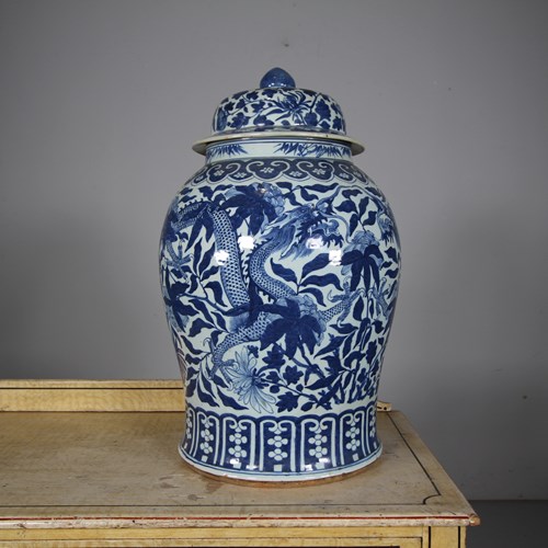 Huge 19Th Century Antique Chinese Blue & White Temple Jar & Lid