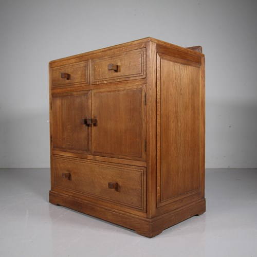 Bryn Mawr Welsh 1930'S Oak Cupboard 