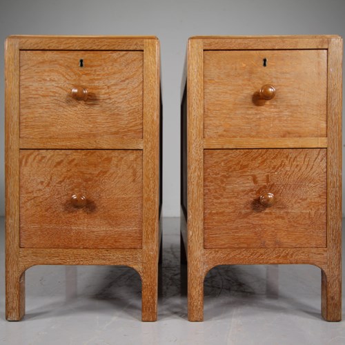 Superb Pair Of Heals Antique Oak Bedside Chests – Labelled