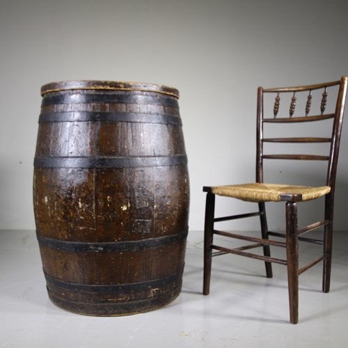 Large English Antique Oak Barrel With Lid In Original Paint 