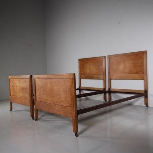  Pair Of Heals Antique Oak Buttery Hutch Single Beds – Both Labelled