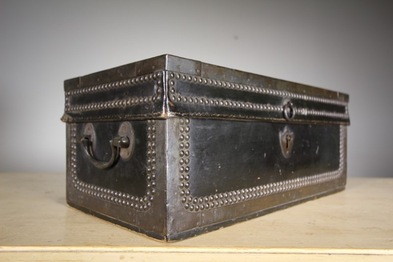 19Th Century Antique Leather Covered Camphor Wood Trunk-miles-griffiths-antiques-img-7848-custom-main-638319294590770489.JPG