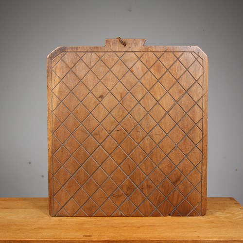 Westmorland Antique Period Oak Oat Cake Riddleboard