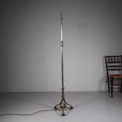 English Edwardian Antique Adjustable In Height Silver Plate Floor Lamp 