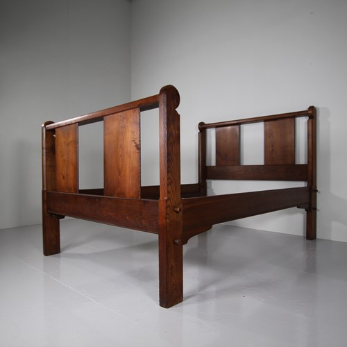 Important Very Rare Stanley Webb Davies 1930'S Sweet Chestnut Double Bed 