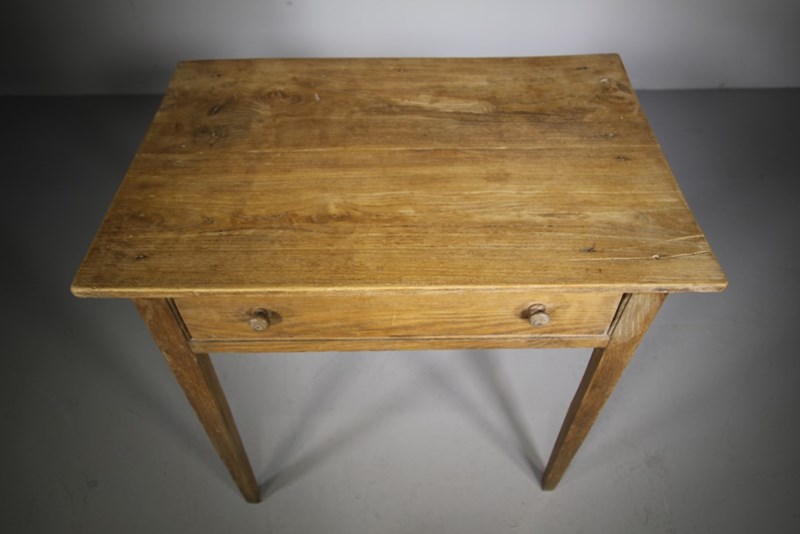 Simple Georgian Antique Elm Side Table-miles-griffiths-antiques-img-9213-custom-main-638368680604407224.JPG