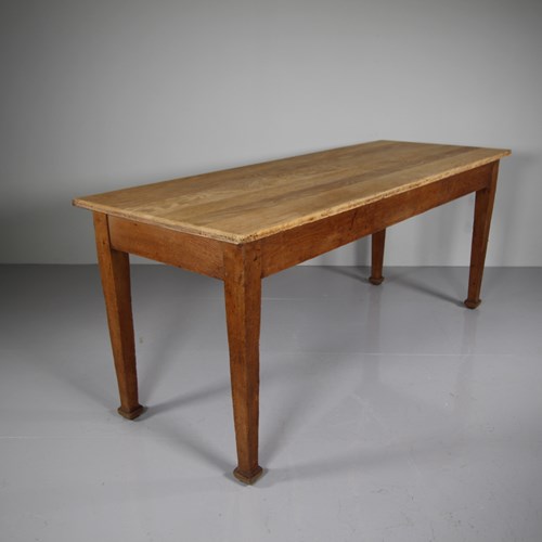 English Edwardian Antique Oak Dining Table