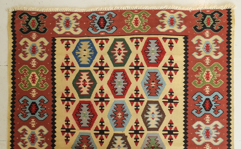 Colourful Handwoven Kilim Rug-modern-decorative-1144-colourful-handwoven-kilim-rug-2-main-637953091757813508.jpg