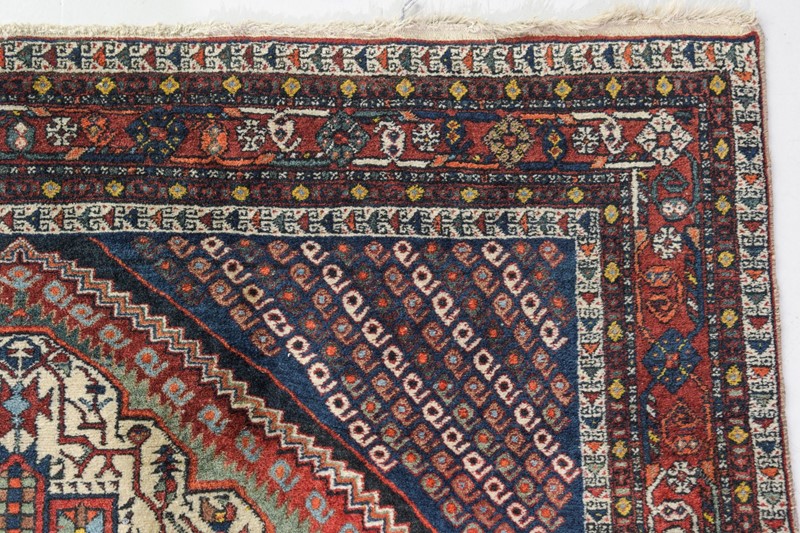 Interesting Handwoven Persian Rug-modern-decorative-954rugwith3diamonds-6-main-637565923458436867.jpg