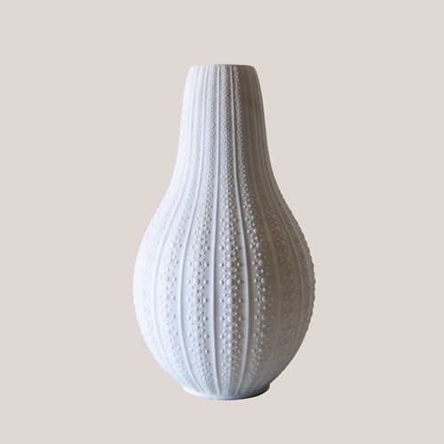 Heinrich & Co. Relief Porcelain Vase, Selb Bavaria (1955)