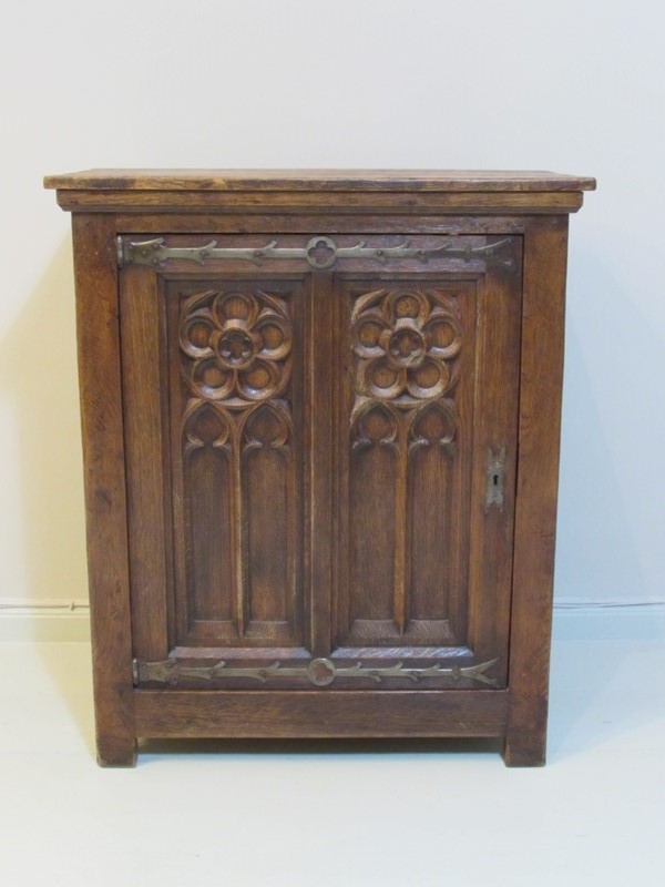 Antique Neo Renaissance Oak Cabinet, c. 1860-modern-times-berlin-img-0273-main-637702756659090692.JPG
