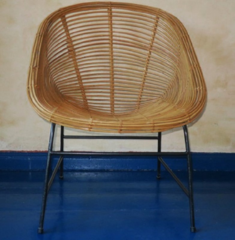 Mid Century Rattan And Iron Pod Chair, 1960S-modern-times-berlin-img-7485abcd-main-637564152133306966.jpg