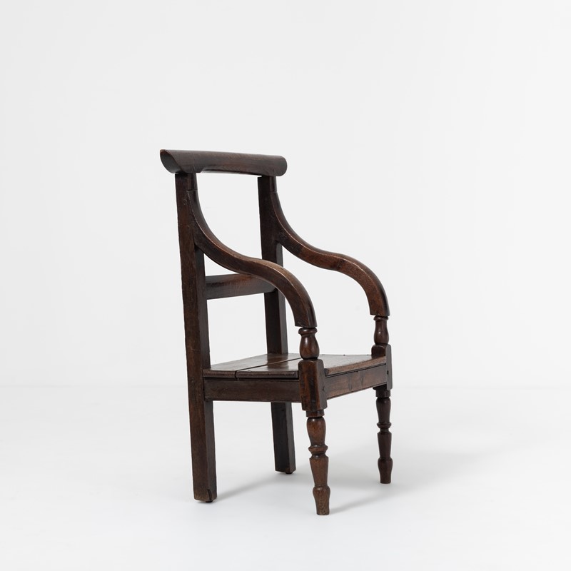 19th Century Upright Oak and Elm Chair-molly-maud-s-place-molly-maud-mandm-09-12-21-030-main-637775079147868485.jpg