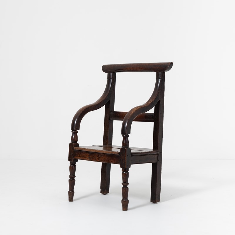 19th Century Upright Oak and Elm Chair-molly-maud-s-place-molly-maud-mandm-09-12-21-033-main-637775076063808772.jpg
