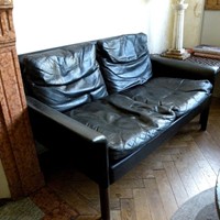 hans olsen leather and rosewood sofa  and chair 