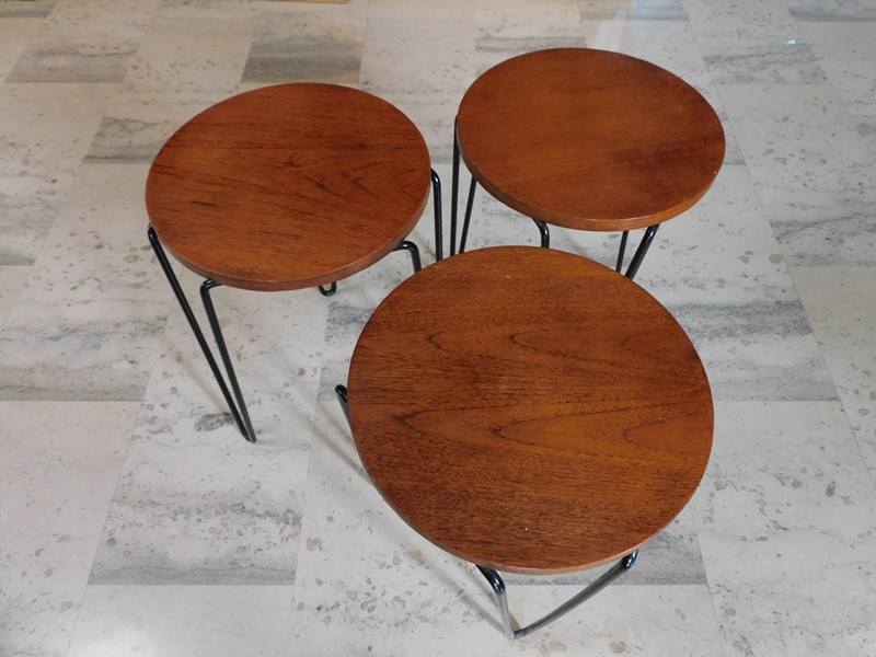 Rare Set Of 3 "Model 75" Stools By Florence Knoll-mountain-cow-dscn6599-main-637674887518871483.JPG
