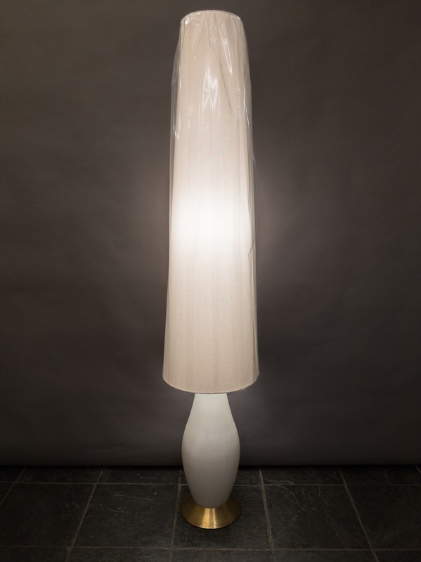 A Mid Century Belgium Glass Floor Lamp-nick-jones-img-20200430-122405-main-637296481558493515.jpg