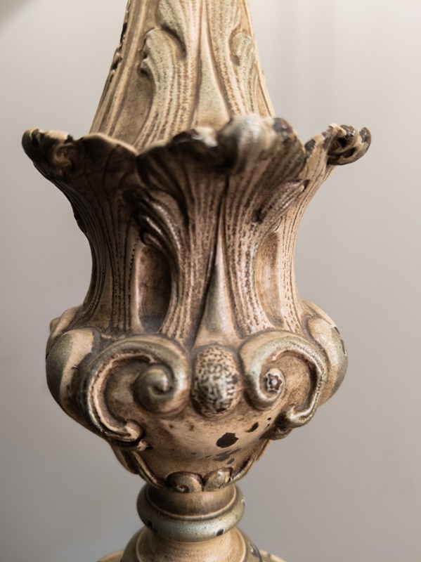 An early 19th Century pair of Tole lamps-nick-jones-img-20200430-135818-main-637383450109343342.jpg