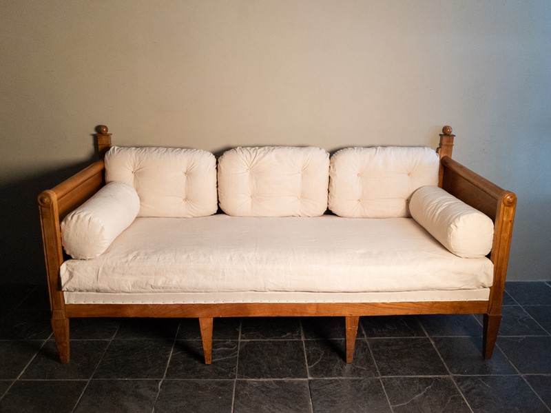 An Early 19th Century French Fruitwood Daybed Sofa-nick-jones-img-20200524-112154-main-637294549371917936.jpg
