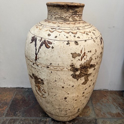 C1800 A Chinese Storage Pot From Cizhou