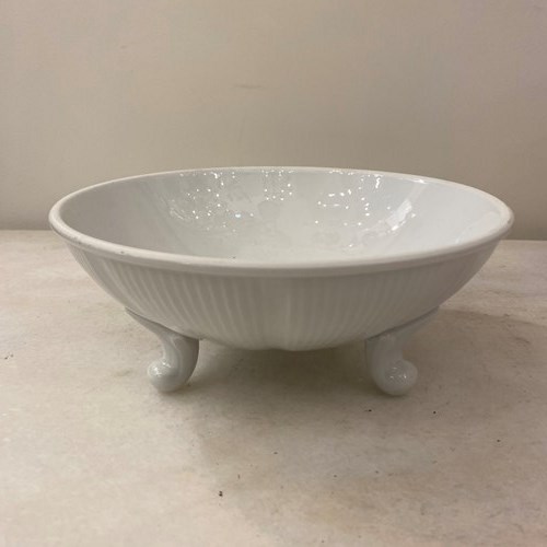 C1900 A Flemish Creamware Draining Bowl On 3 Feet