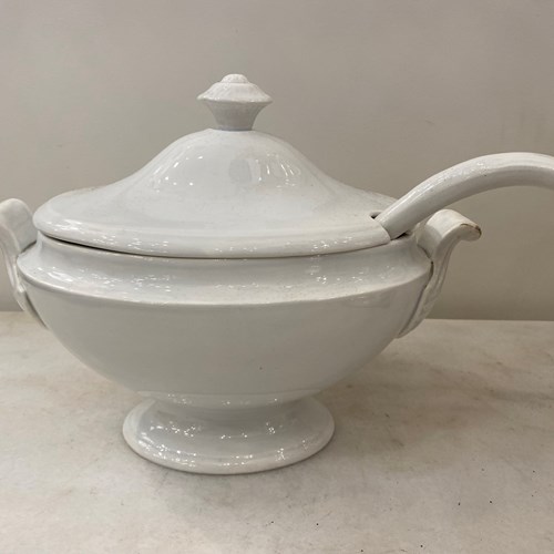 C1890 A Flemish Creamwear Oval Soup Tureen