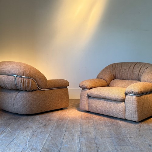 C1970 A Stylish Pair Of Italian Armchairs In Wool