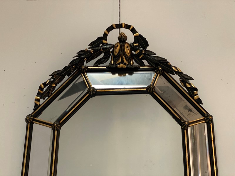 An Elegant 19th Century Octagonal Cushion Mirror-nick-jones-img-6699-main-637481229543803598.jpg