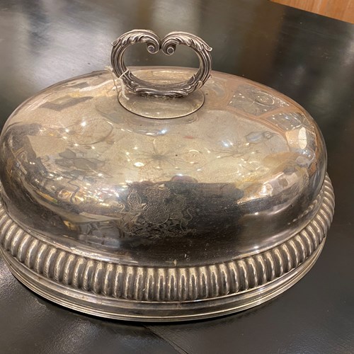 C1811 A Royal Food Dome - Engraved Coat Of Arms