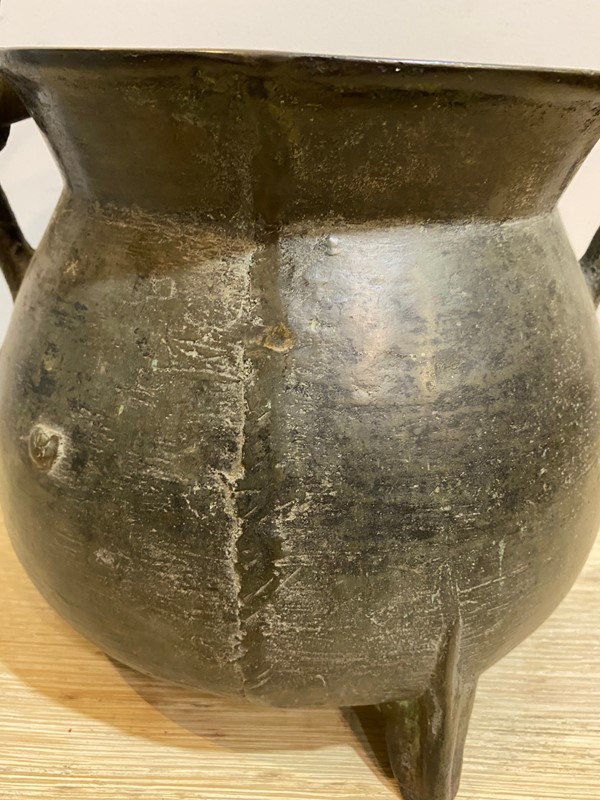 A Mid to Late 17th English Century Bronze Cauldron-nick-jones-img-9228-main-637723044012984308.jpeg