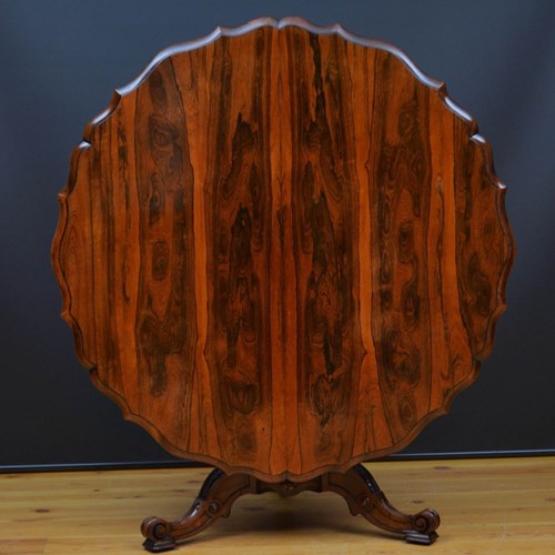 Victorian Rosewood Dining / Centre Table In The Manner Of Robert Strahan & Co