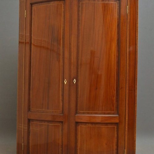 George III Corner Cupboard In Mahogany