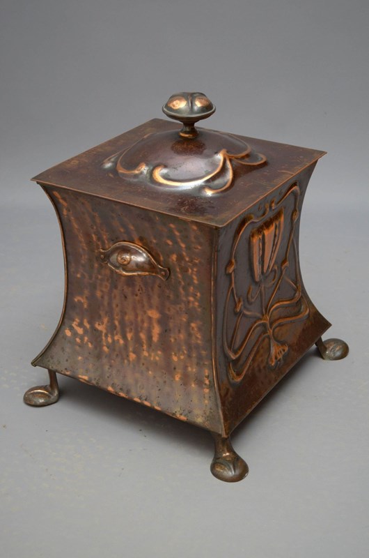 Art Nouveau Copper Coal Bin-nimbus-antiques-1-2-main-638206255364650743.jpeg
