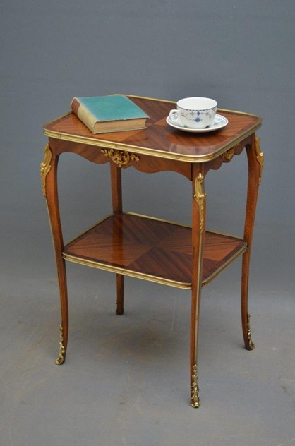 An Attractive Mahogany and Rosewood Table-nimbus-antiques-1_main_636139681093618756.jpg