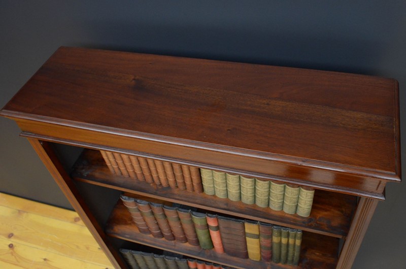 Late Victorian Open Bookcase In Mahogany-nimbus-antiques-3-4-main-637992971206017437.jpeg
