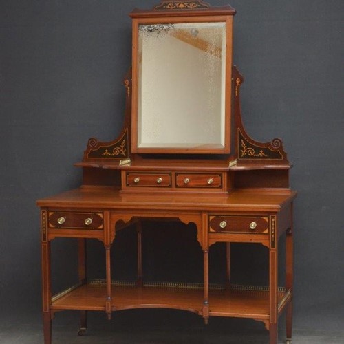 Edwardian Mahogany Dressing Table