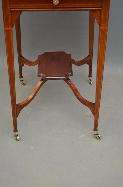 An Elegant Edwardian Occasional Table-nimbus-antiques-5_main_635972668461541932.jpg