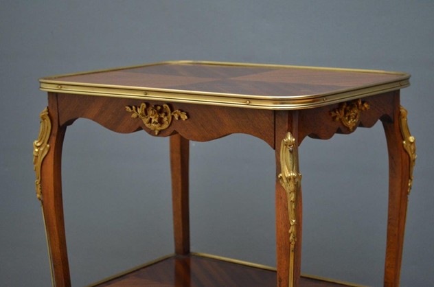An Attractive Mahogany and Rosewood Table-nimbus-antiques-5_main_636139681049156476.jpg
