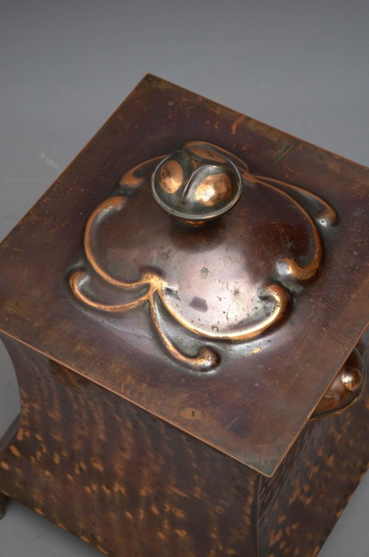Art Nouveau Copper Coal Bin-nimbus-antiques-7-7-main-638206255423399789.jpeg