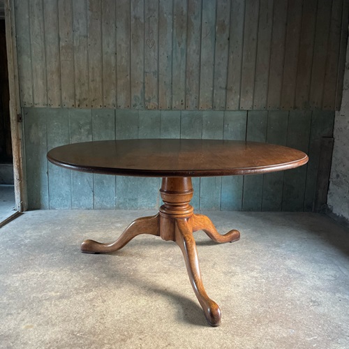 Cotswolds School Oak Pedestal Centre Table