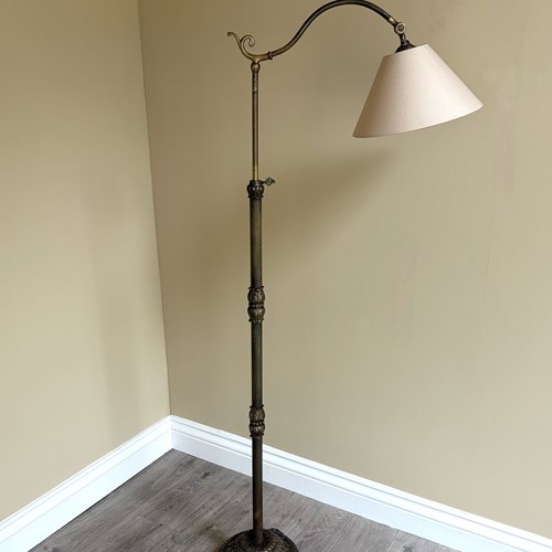 Elegant French Cast Brass Country House Floor Lamp With Adjustable Heights