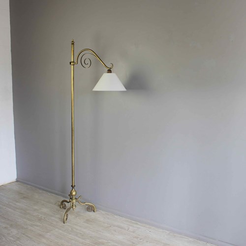 Substantial Country House Brass Library Light