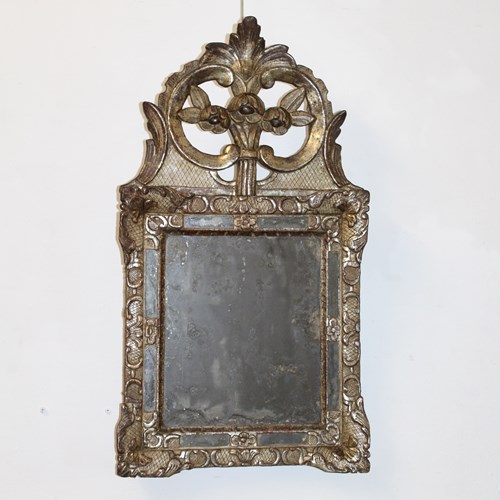  18Th Century Giltwood French Mirror
